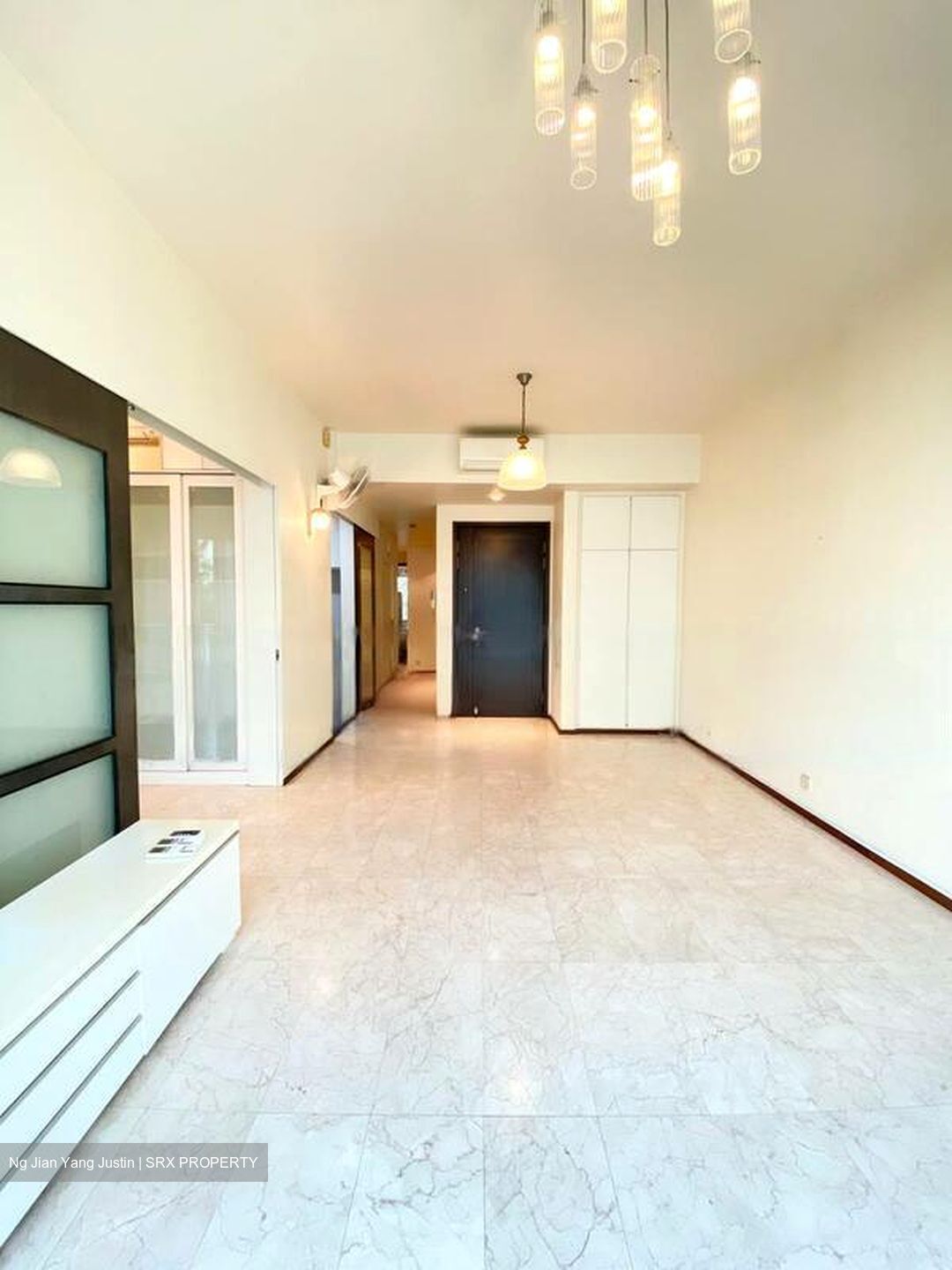 Country Park Condominium (D16), Condominium #585581241